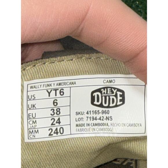 Hey Dude Wally Funk Youth Brown & Camo Slip On Shoes Youth Size 6 Womens Size 7 - Picture 9 of 9